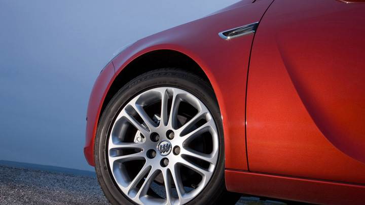 Tyre Closeup Of 2008 Buick Regal 2.0 Turbo In Red